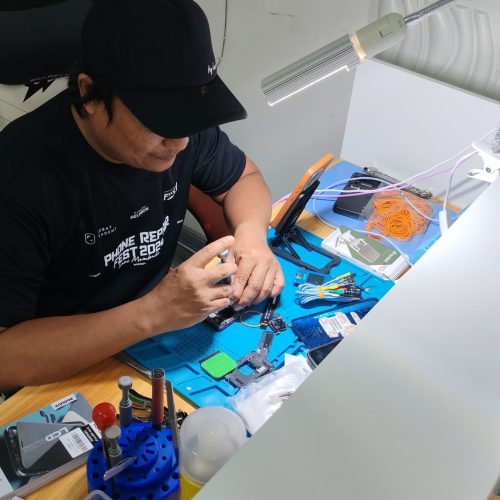 baiki phone bandar seri putra